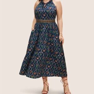 NWT BloomChic Halter Navy Floral pattern Maxi dress size 14-16